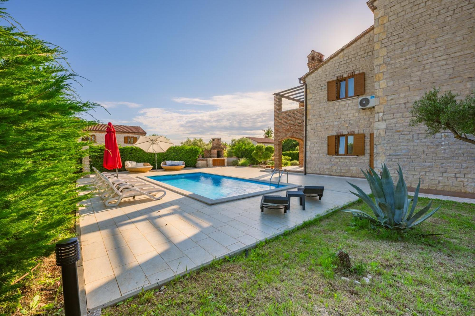 Villa Sonne In Paradis Butkovici  Экстерьер фото