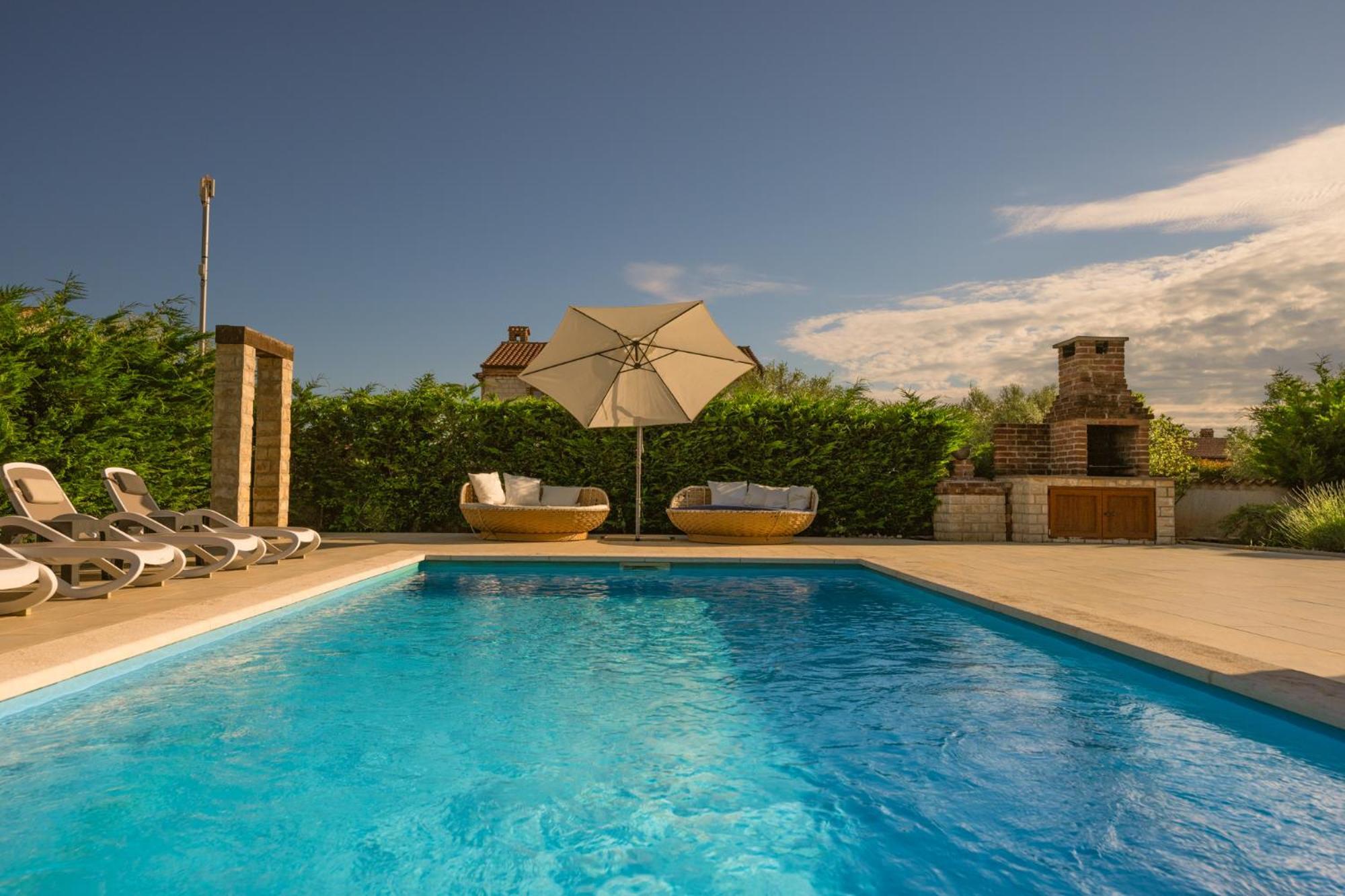 Villa Sonne In Paradis Butkovici  Экстерьер фото